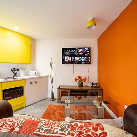 Corner Studio Apartment In Sheffield Luaran gambar